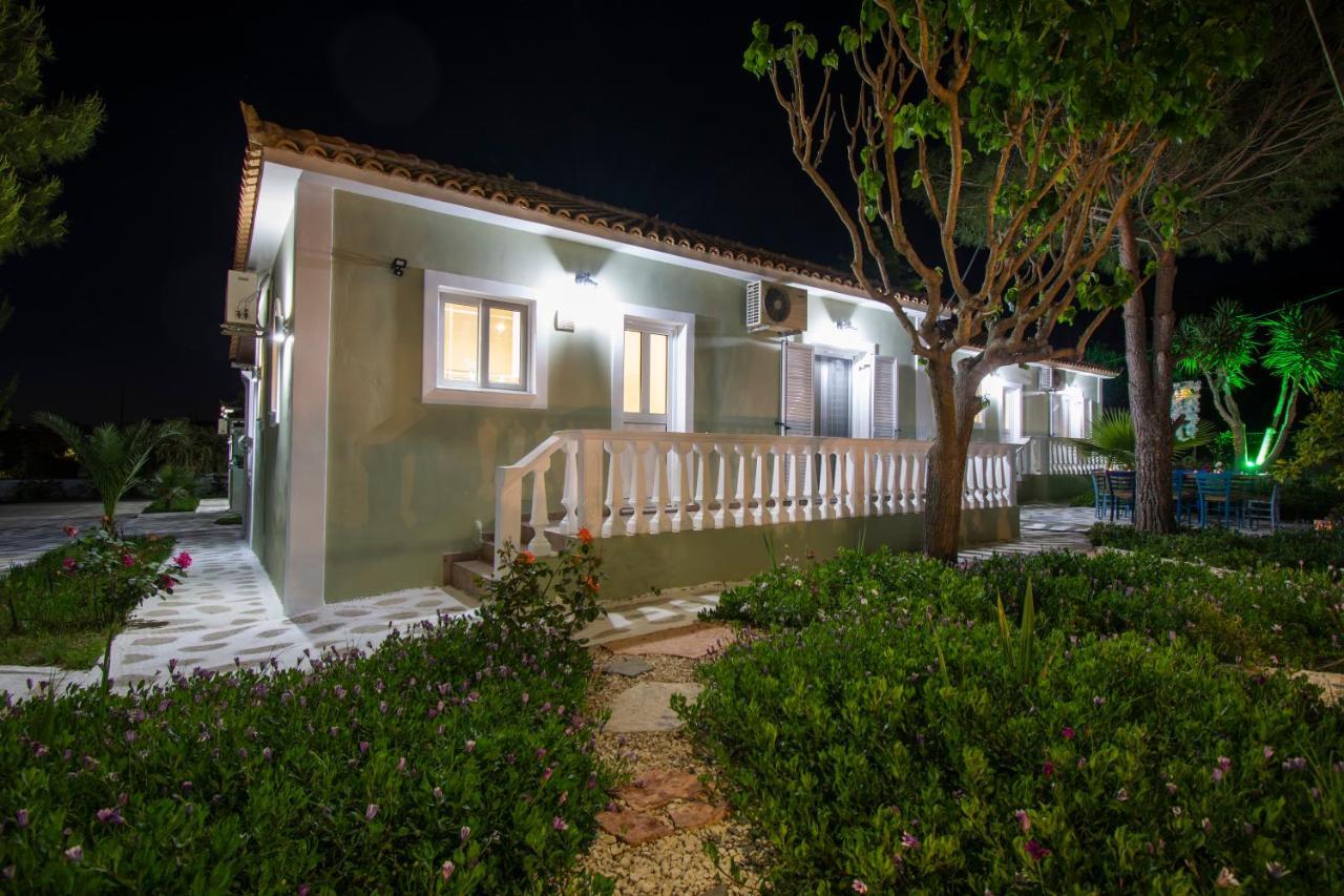 Villas Margaris Kalamákion エクステリア 写真